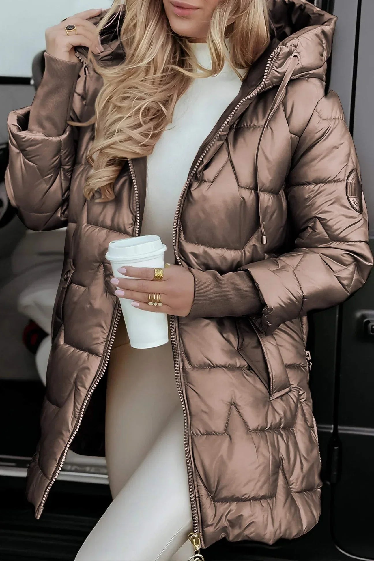 Nolwen - Cappotto Invernale Elegante Con Cappuccio E Imbottitura