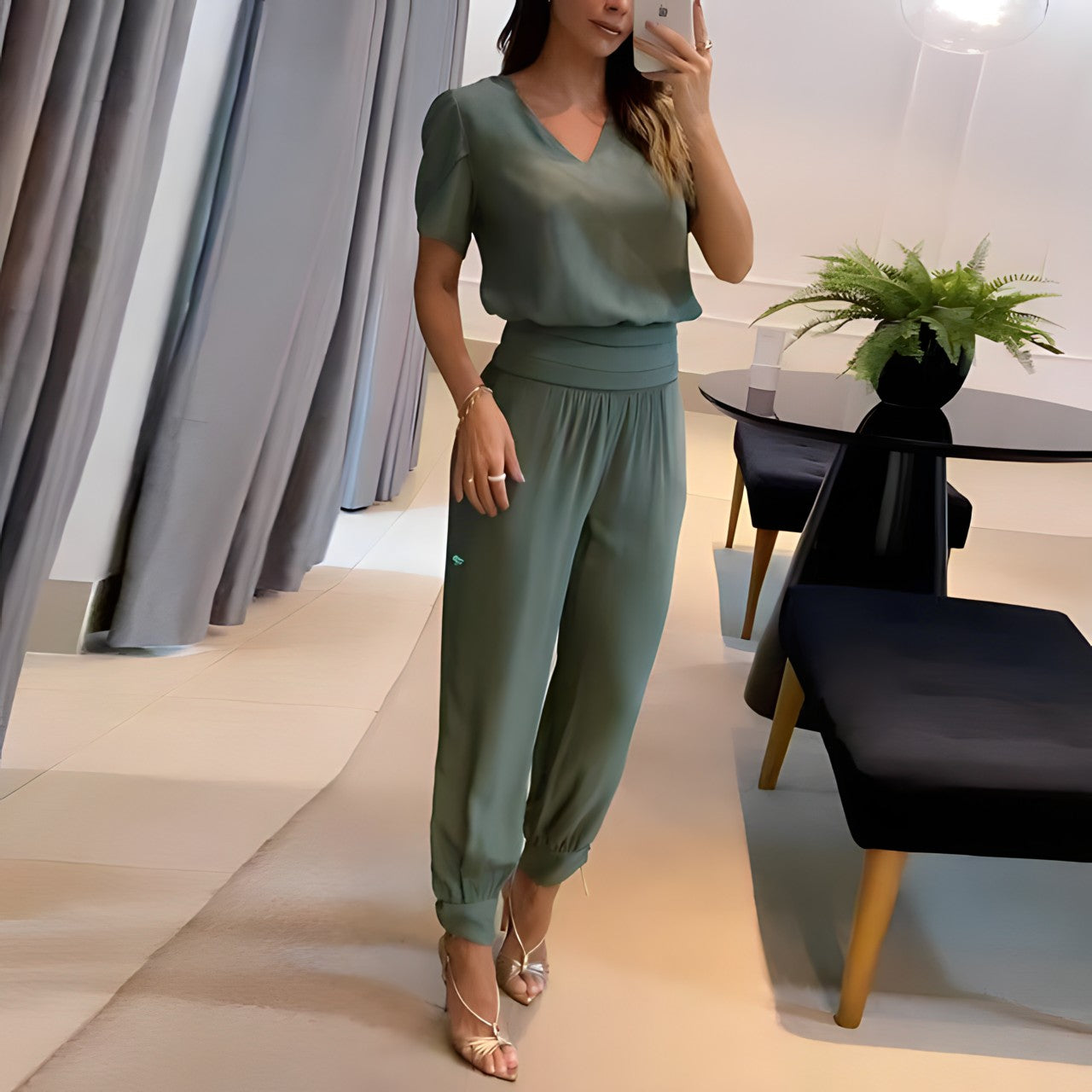 Alexandra - Set di camicetta e brocca di tendenza