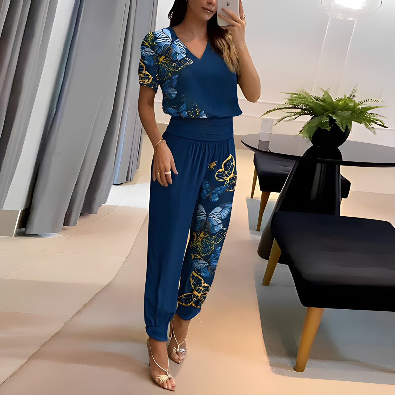 Alexandra - Set di camicetta e brocca di tendenza