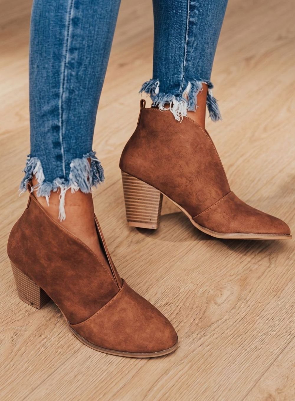 Nora | Stiefeletten Damen Spitzer Zehenbereich Blockabsatz Ankle Boots 0