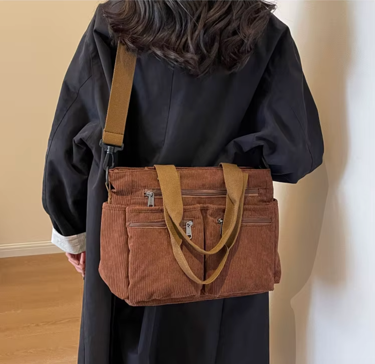 Bani | Borsa A Tracolla Con Diverse Tasche