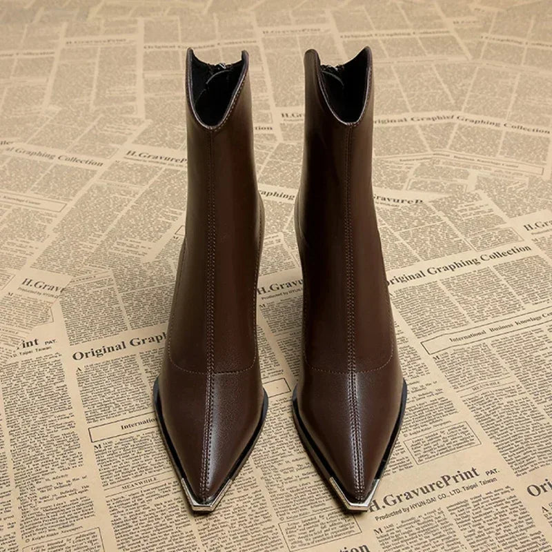 Stivale Chelsea Con Punta In Cromo