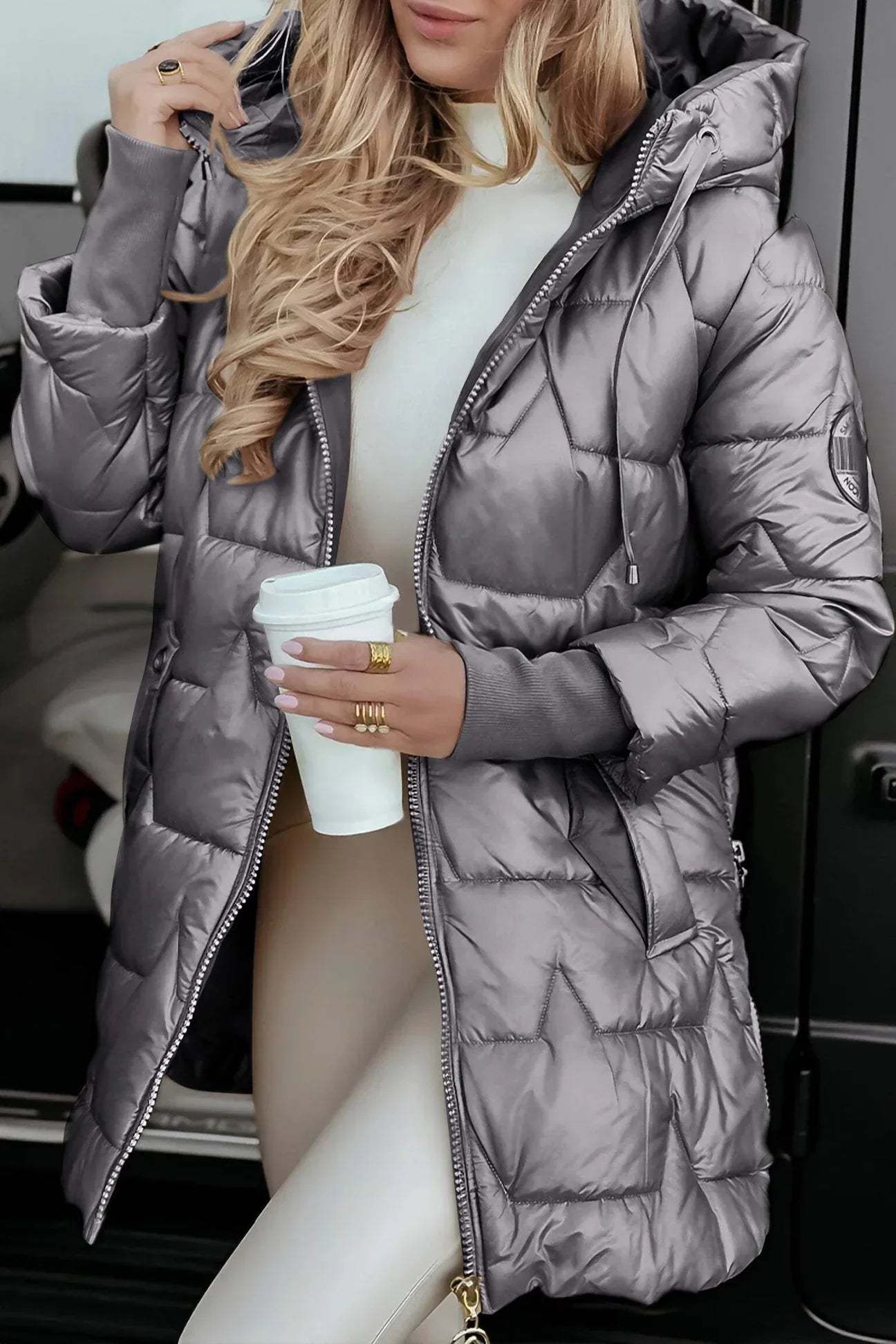 Nolwen - Cappotto Invernale Elegante Con Cappuccio E Imbottitura