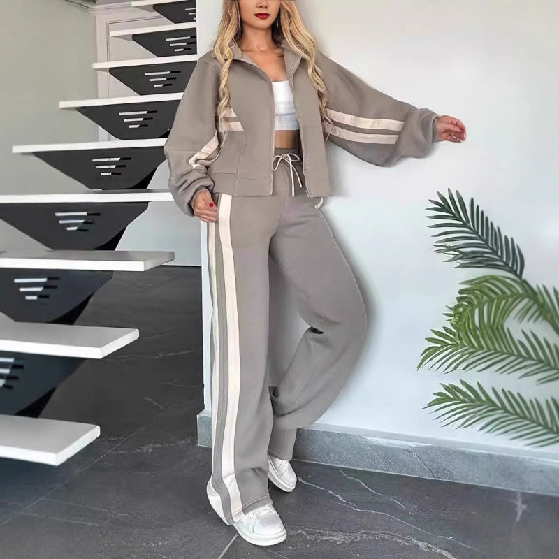 Ambra | Completo Tuta Da Casa Con Zip E Dettagli A Righe A Contrasto Da Donna