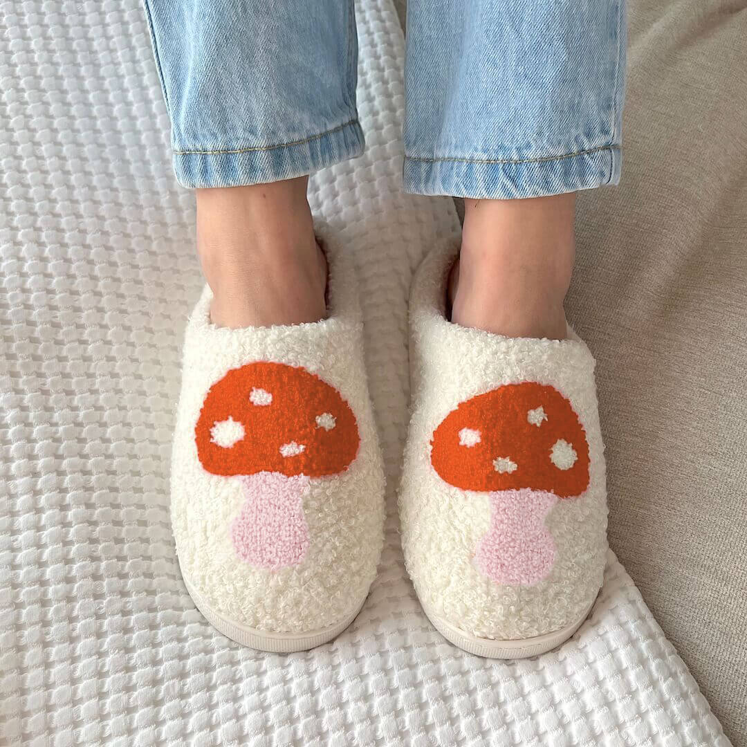 nordic_peace_lovers_plush_hearts_slippers_women_warm_cozy_shoes_slides