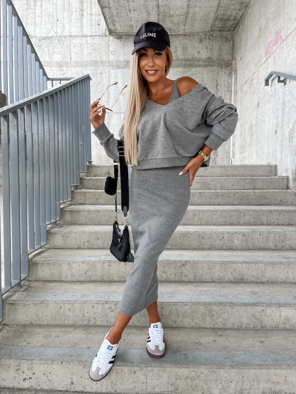 Set Sharon: Abito Senza Maniche e Felpa Con Cappuccio
